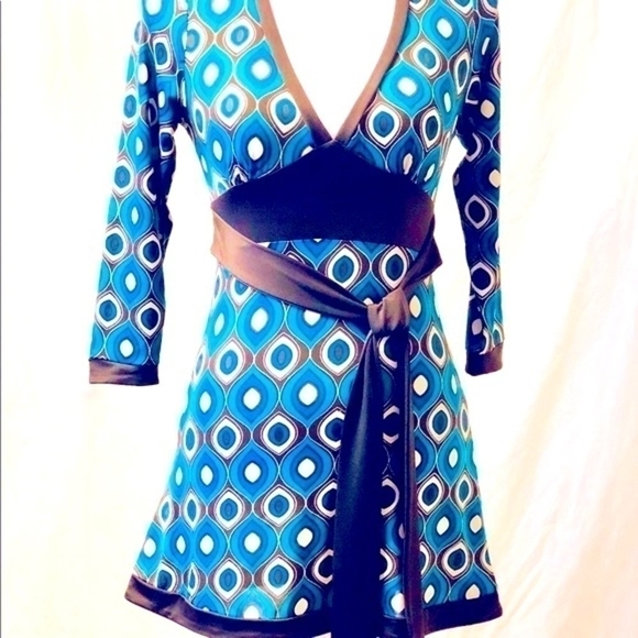 AMISU Gorgeous 3/4 Sleeve Trendy Abstract Pattern Spandex Tunic Dress - Picture 4 of 6